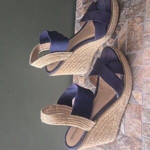 Merona wedge sandals, size 7